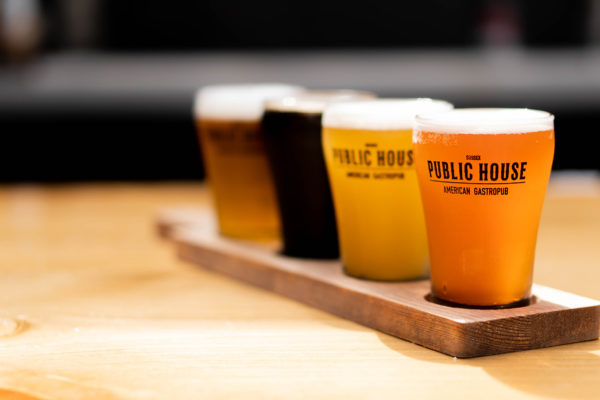 Dining restaurant in Rehoboth Beach Delaware with Taphouse and beer selection